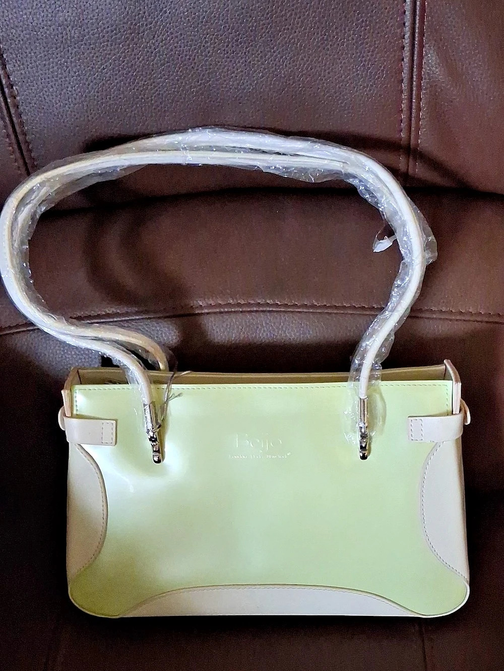 Structured Shoulder Bag in Green & White Like New